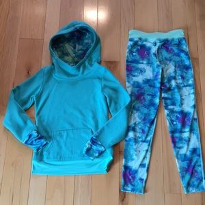 Champion Hoodie & Stretch Pant Combo - Lg (10/12)